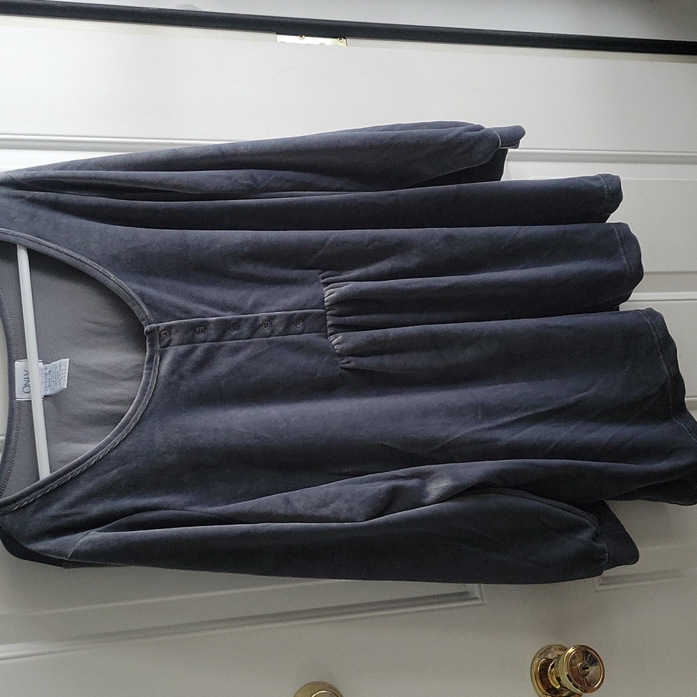 Grey Velvet peasant sleeved top